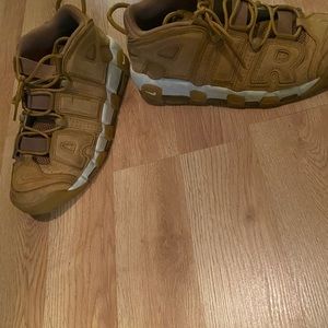 Nike “Uptempo Flax”